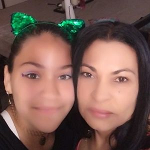 Meet your Posher, Elena